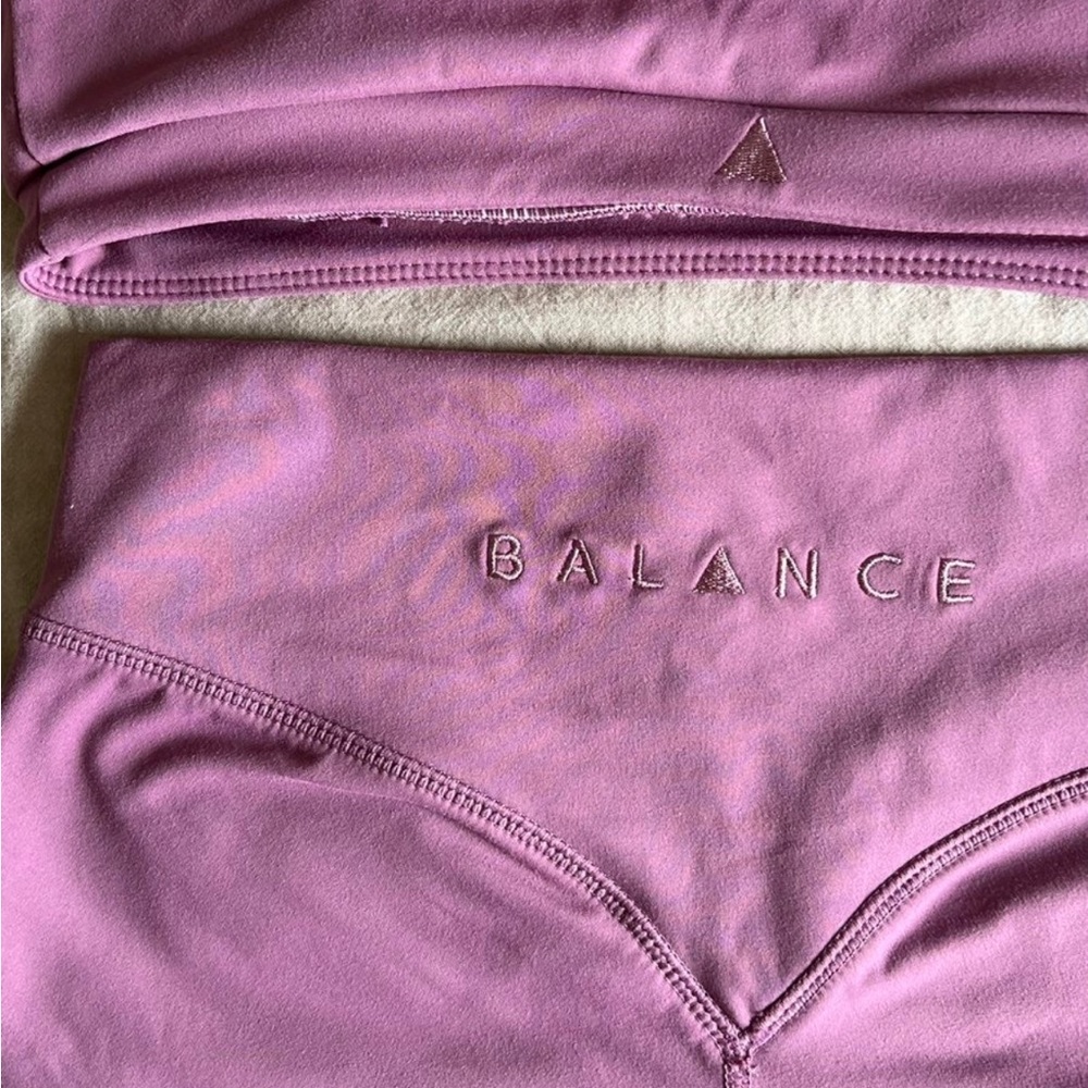 Balance Athletica “Vitality” workout set